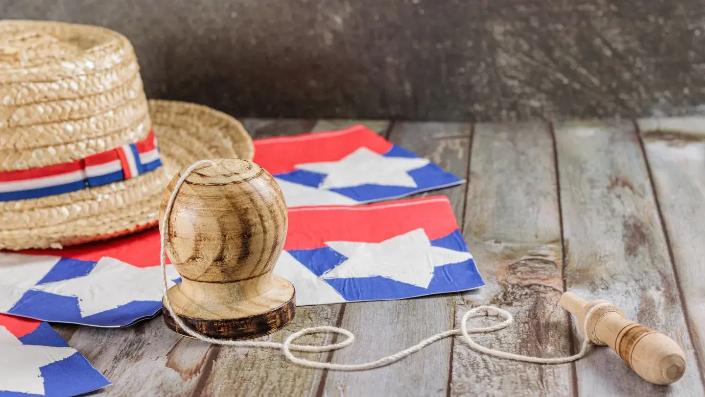 ¿Cómo financiarán sus vacaciones los chilenos este año? Adornos y juegos típicos